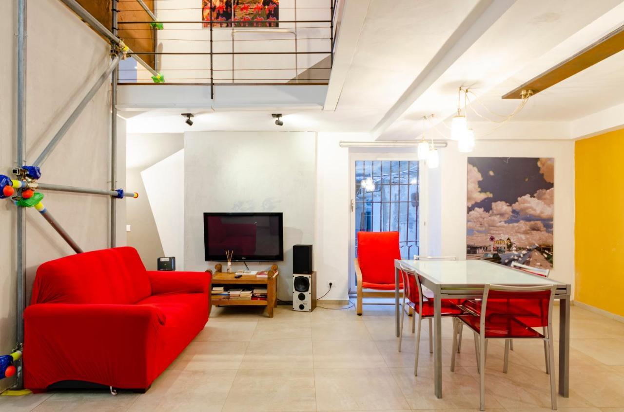 Joivy Vibrant Open-Plan Apt For 6 In Historic Centre Appartement Genua Buitenkant foto