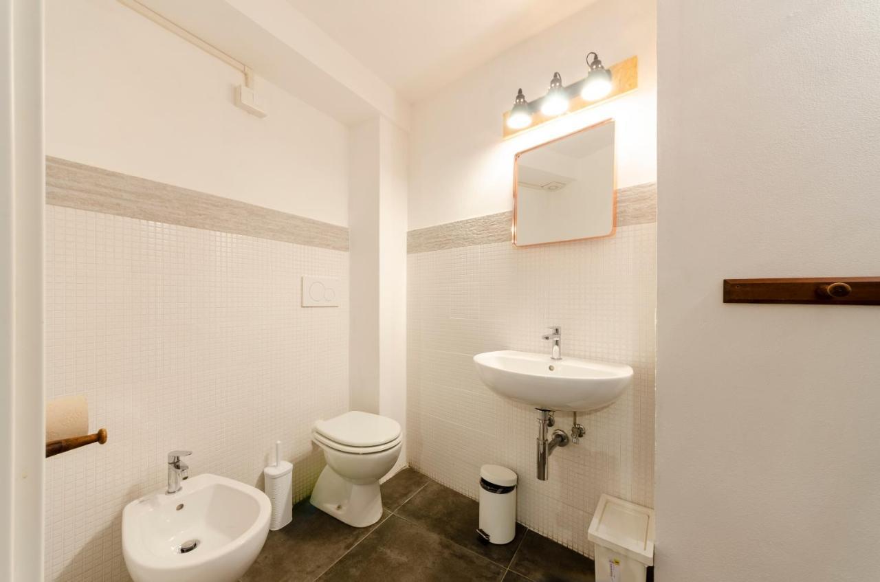 Joivy Vibrant Open-Plan Apt For 6 In Historic Centre Appartement Genua Buitenkant foto