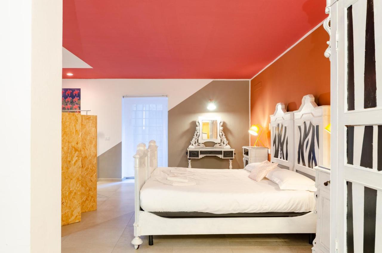 Joivy Vibrant Open-Plan Apt For 6 In Historic Centre Appartement Genua Buitenkant foto