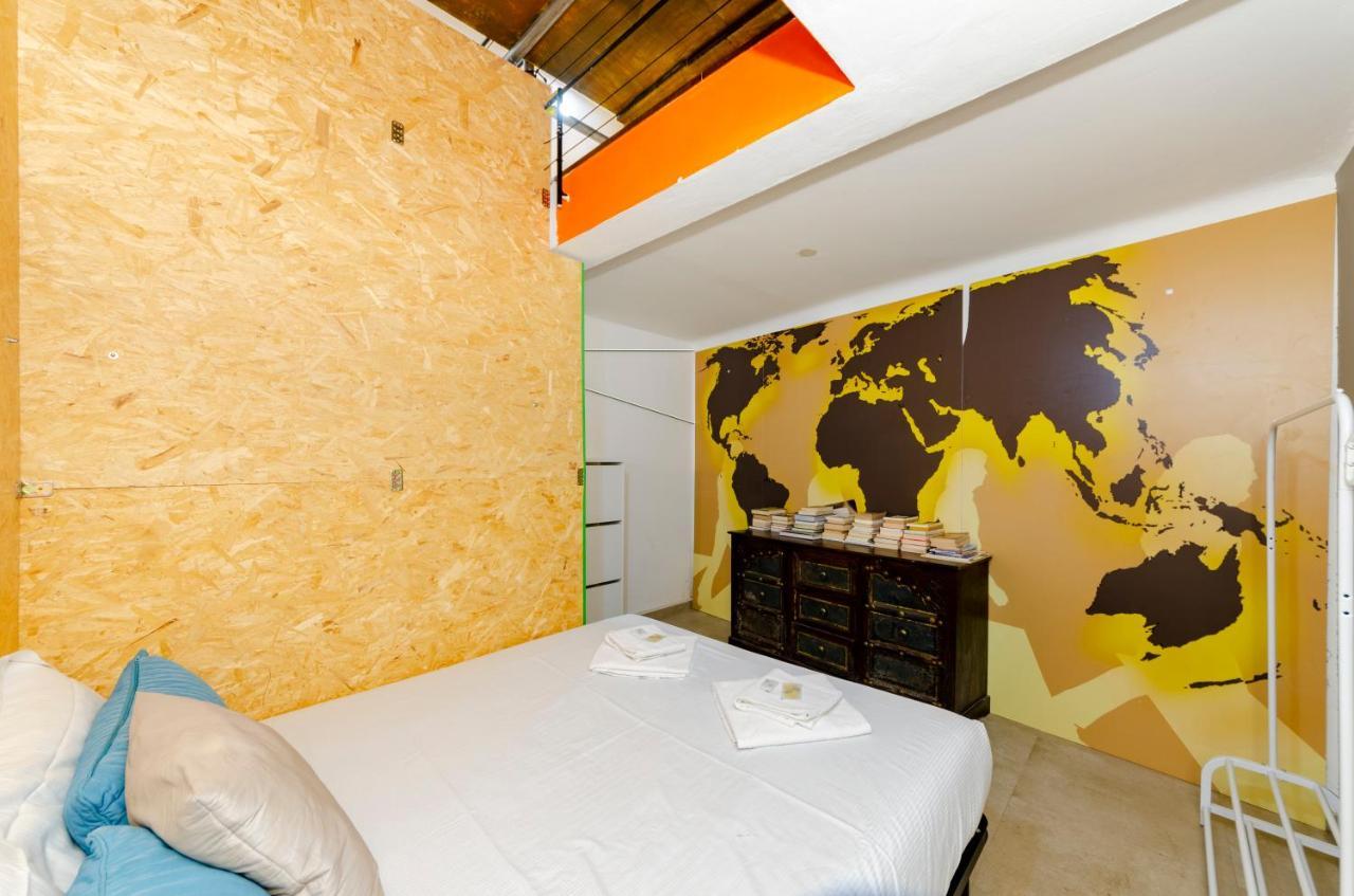 Joivy Vibrant Open-Plan Apt For 6 In Historic Centre Appartement Genua Buitenkant foto